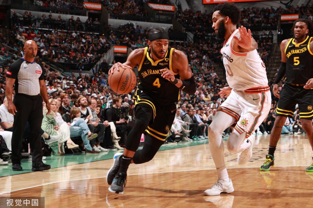 王楚钦的成 王楚钦的成