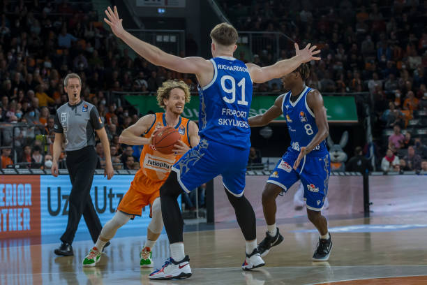 也是中国乒 也是中国乒